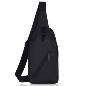 Bolso de Hombro Elegante con Diseño Minimalista y Material Duradero, Apto para Viajes o Uso Casual - Product Image 1