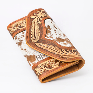 Portefeuille en cuir de vachette travaillé pour femme, pochette à main - Product Image 5