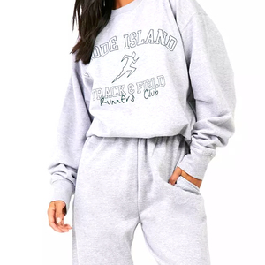 Traje de chándal deportivo para mujer de diseño personalizado al por mayor nuevo estilo largo para tops estampados abullonados patrón sólido informal de alta calidad - Product Image 2