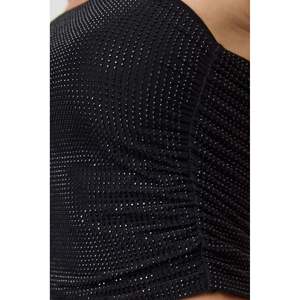 Blusa Corta sin Tirantes - Product Image 4