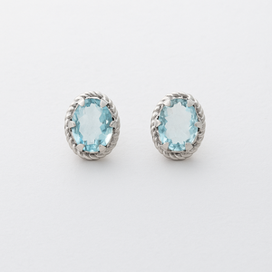 ต่างหูเงินแท้ชุบโรเดียมประดับบลูโทแพซทรงรี ดีไซน์โรแมนติก เหมาะสำหรับเป็นของขวัญหมั้นและงานแต่งงานสำหรับผู้หญิง ขายส่ง - Product Image 2