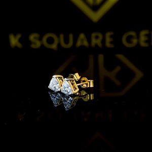 Trillion Moissanite Pendientes para regalo de boda, Incoloro Trillion Moissanite Stud Pendientes, 10K Oro Joyería regalo para novia - Product Image 2