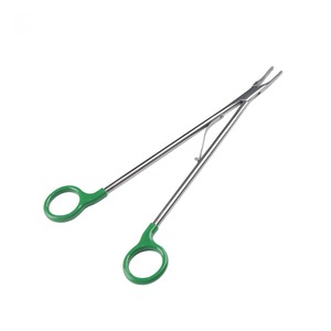 Pinzas Quirúrgicas Profesionales de Acero Inoxidable de Alta Calidad con Mordazas Serradas y Mango Ergonómico con Acción de Resorte - Product Image 1