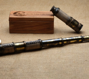 Monocular de alcance personalizado con caja de madera grabable, soporte hecho a mano, telescopio de latón, el mejor artículo para regalo - Product Image 2