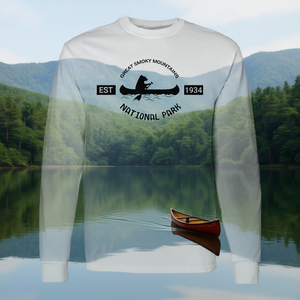 T-shirt à manches longues du parc national Great Smoky Mountains Bear Canoe - Product Image 3