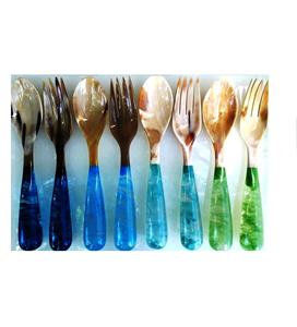 Juego de servidor de ensalada de remolino blanco hecho a mano, herramientas de ensalada diarias de resina, Material de madera directo de fábrica India - Product Image 3