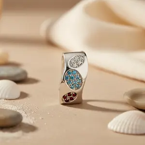 Bijoux fins en argent 925 romantiques pour femmes, ensemble turquoise et perle serti dans une bague plaquée rhodium, motif artisanal pour les amoureux - Product Image 1