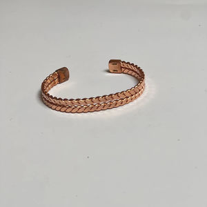 Brazalete de moda magnético con cruz cristiana de cobre puro ajustable sólido para hombres y mujeres brazalete Premium - Product Image 1