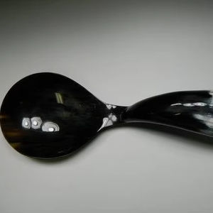 ชุดชามทรงกรวยพร้อมช้อนดีไซน์แบบชนบทแท้หรูหราและยั่งยืนสำหรับห้องครัวที่รับประทานอาหารด้วยงานฝีมือรูปพระจันทร์เสี้ยว - Product Image 1