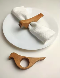 Anillos de Servilleta de Resina de Dos Tonos, Tallados a Mano con Diseño Floral de Lunares, Estilo Ángel, para Uso Diario con Tonos Pantone - Product Image 6