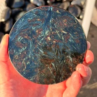 Cristal d'astrophyllite naturel, forme cœur, pierre de paume polie, rare, bleu feu, sculpture de guérison, haute qualité, décoration intérieure