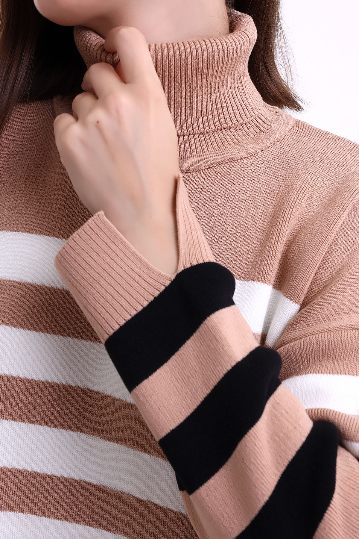 สีน้ำตาล