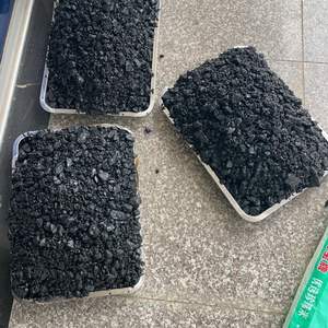 Matériau d'asphalte Cold Patch à réparation rapide pour des solutions rapides aux dommages routiers et aux imperfections de surface - Product Image 3