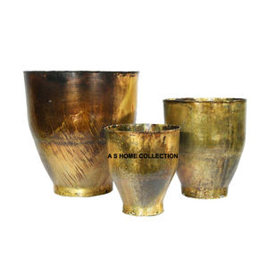 Antique Color Hot Selling <b>Metal</b> Pot <b>Planter</b> in Different Sizes for Home Decoration <b>Garden</b> Pot <b>Planters</b> in Wholesale Prices - Product Image 2