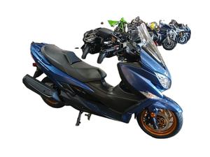 Motocicleta/Scooter Todoterreno de Gasolina, Monocilíndrica, DOHC, de 4 Tiempos y 400cc, Refrigerada por Líquido, Modelo Especial 2026 Burgman 400, en Venta - Product Image 1