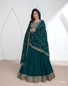 El último diseñador Georgette Seda Bordado Secuencia Trabajo Anarkali Vestido Por Fab Zone - Product Image 2