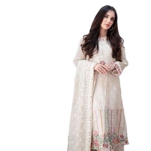 Nouveau Dhwaja Export Semi-Cousu Multi Couleur Pakistanais Costume Georgette Broderie Lourde Dull Santos Bas Broderie Intérieure - Product Image 1