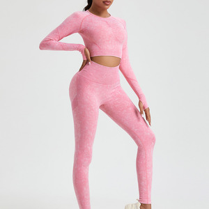 Ensemble de yoga personnalisé haut de gamme pour femmes, legging taille haute moulant, effet push-up, manches longues, ensemble 2 pièces pour femmes - Product Image 4