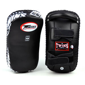 Twins Style Muay Thai Kick Pads Almohadillas de entrenamiento curvas de cuero PU para boxeo, MMA y Kickboxing con logotipo personalizado OEM - Product Image 1