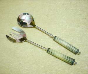 ชุดอุปกรณ์เสิร์ฟสลัดสแตนเลส ราคาโรงงานขายส่ง ชุดส้อมและช้อนเสิร์ฟสลัดแบบมีร่อง พร้อมอุปกรณ์สลัดในราคาที่ดีที่สุด - Product Image 3