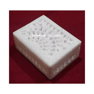 Boîtes à bijoux de sculpture à la main en marbre blanc pur de forme rectangulaire de conception naturelle brillante et belle pour la décoration de la maison - Product Image 1