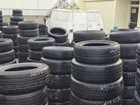 Ban Mobil Bekas Grosir Tipe Tubeless 185/70R14 Konstruksi Karet Alam SUV Termasuk Ban Dalam 60000-80000KM AS