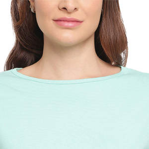 Ensemble deux pièces décontracté pour femmes, t-shirt à manches courtes et short, logo personnalisé, léger, respirant, prix d'usine, services OEM - Product Image 5