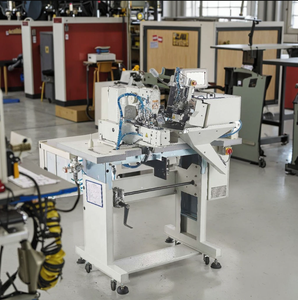 Máquina de Coser Industrial Computarizada de Doble Aguja para Colocar Presillas de Cinturón, Modelo DS-6004B-IM-254, Nueva - Product Image 4