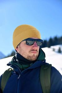 Gorro de invierno de punto de lana suave de primera calidad, gorro térmico cálido unisex, perfecto para viajes de moda al aire libre y uso diario en frío - Product Image 2