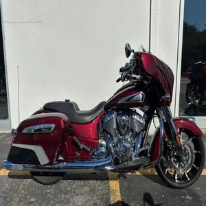 NEW OFFER NEWLY <b>USED</b> 2024 COMFORTABLE CRUISER BIKES 1900CC V TWIN BLACK WITH INFOTAINMENT - Product Image 1