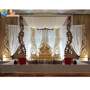 Magnífico Mayur Mandap Tradicional para Bodas del Sur de la India, Tema Dorado, Decoración de Mandaps para Bodas Indias, Melbourne, Nueva Zelanda - Product Image 1