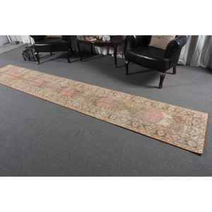 Alfombra Turca de 2.1x12.8 pies (64x390 cm), Alfombra Vintage Marrón con Diseño de Camuflaje - Product Image 1