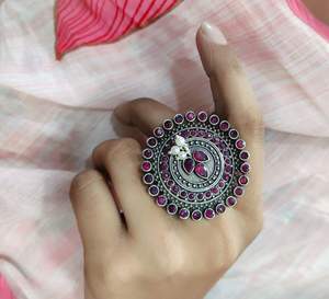 Bague réglable en laiton argenté antique Bijoux en argent plaqué Réplicaa Stone Work Bagues de taille libre pour filles - Product Image 5