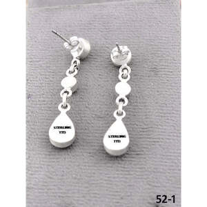 Pendientes Colgantes de Plata de Ley y Turquesa Estilo Suroeste con Diseño de Valle Esmeralda Inspirado en Patrón de Gota de Agua - Product Image 4
