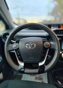 2018มือสอง Toyota Prius C One