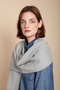 Écharpe de luxe 100% laine d'alpaga bébé – Châle d'hiver doux et chaud – Marque privée et commandes personnalisées - Product Image 4