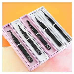 Pince à cils professionnelle avec logo personnalisé, pointe en fibre, 45 et 90 degrés, pour volume, pointe pointue, courbée, outil d'application de cils - Product Image 1