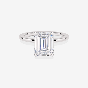 Bague solitaire en diamant taille émeraude cultivé en laboratoire en or 9 carats - Product Image 5