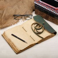 Cuaderno de Dibujo Estilo Retro Hecho a Mano, 9x7 Pulgadas, Tamaño B5, Tapa Blanda, Cuaderno de Cuero Vintage, Diario con Grabado en Relieve, Regalo con Diseño Acuarela