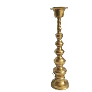 Bougeoir d'église en laiton unique fait à la main avec une couleur personnalisée pour Noël religieux et décoration de la maison - Product Image 6