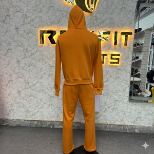 Le client a exigé un nouveau design Survêtement à fermeture éclair à bas prix pour hommes Style unique Nouveau design Survêtements pour hommes - Product Image 5