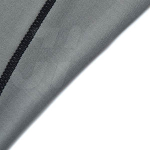 Protector de sarpullido personalizado para hombre con mangas largas Diseño de la mejor calidad Hecho en Pakistán a la venta - Product Image 4