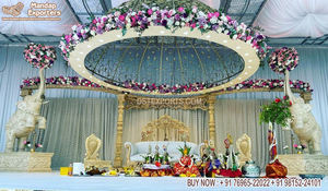 Mandap rond parfait pour cérémonie de mariage à Londres, meilleur mandap de mariage en bois sculpté à la main, mandap en bois Anaya pour les mariages indiens au Royaume-Uni - Product Image 2