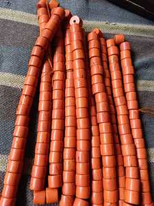 Cuentas de vidrio gruesas de aspecto antiguo hechas a medida en colores personalizados para la reventa por parte de tiendas de cuentas - Product Image 4