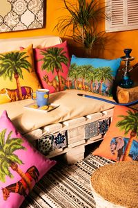 Cuscino Decorativo Quadrato con Chiusura a Cerniera |   Stampa Digitale su Cotone |   Design Animale |   Le Cirque Du Marrakech di Excelsa - Product Image 6