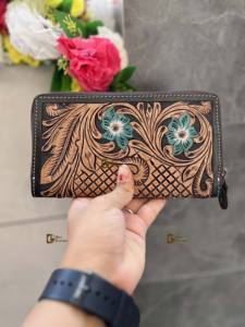 Real Leather Hand Tooled Leopard Pattern Summer Fashion Waterproof Multi-Purpose Women Clutch <b>Handbag</b> - Product Image 5