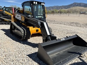 JCB 3TS-8T Diesel 4x4 Crawler Loader with Telescopic Arm Yellow Color High Load Moment for Construction & Earthmoving - Product Image 5