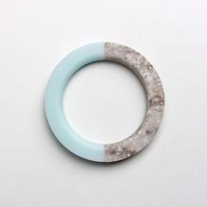 แหวนผ้าเช็ดปากทำจากเรซิ่นที่ไม่เหมือนใครสำหรับตกแต่งโต๊ะรับประทานอาหารในฟาร์มแบบชนบทพร้อมรายละเอียดงานฝีมือที่เหมาะสำหรับการชุมนุมในวันหยุด - Product Image 1