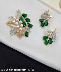 <b>FLOWER</b> STYLISH FASHIONABLE AMERICAN DIAMOND PENDENT SET &GOLD PLATED CLASSIC WITHOUT CHAIN PENDENT NECKLACE SET WOMEN & <b>GIRL</b> - Product Image 3