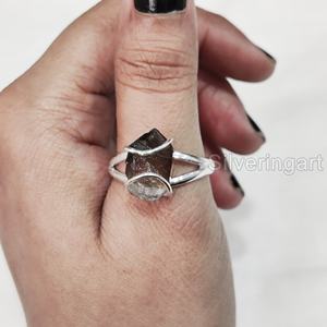 Bague pour femme en argent sterling 925, avec pierre précieuse naturelle brute de quartz fumé, pierre de naissance, anneau en fil, cadeau d'anniversaire, bijoux faits à la main - Product Image 4